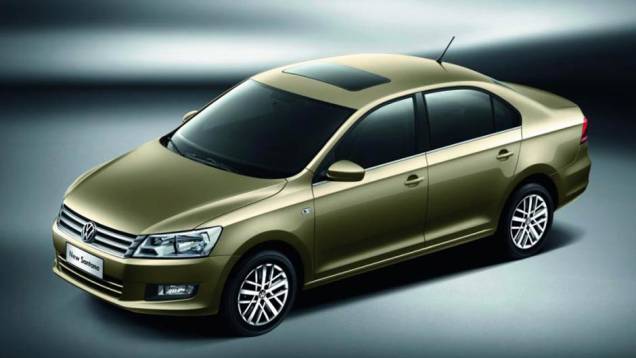 O sedã foi concebido para ser vendido em países emergentes, como China e Brasil | <a href="https://preprod.quatrorodas.abril.com.br/noticias/fabricantes/vw-revela-novo-santana-china-712886.shtml" rel="migration">Leia mais</a> O sedã foi concebido para ser vendido em países emergentes, como China e Brasil | <a href="https://preprod.quatrorodas.abril.com.br/noticias/fabricantes/vw-revela-novo-santana-china-712886.shtml" rel="migration">Leia mais</a>