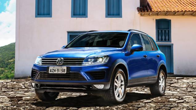Já a versão V6 é a mesma de antes, com o motor 3.6 V6 de 280 cv - <a href="https://preprod.quatrorodas.abril.com.br/noticias/fabricantes/vw-lanca-novos-jetta-touareg-840644.shtml" rel="migration">Leia mais</a> Já a versão V6 é a mesma de antes, com o motor 3.6 V6 de 280 cv - <a href="https://preprod.quatrorodas.abril.com.br/noticias/fabricantes/vw-lanca-novos-jetta-touareg-840644.shtml" rel="migration">Leia mais</a>