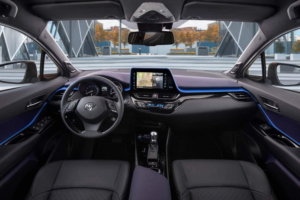 toyota-c-hr-3 toyota-c-hr-3