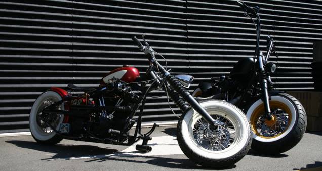 Chopper Harley-Davidson com angulo de cáster muito aberto e imenso pneu traseiro adaptado na dianteira | <a href="https://preprod.quatrorodas.abril.com.br/moto/noticias/two-wheels-brazil-reune-fabricantes-nacionais-americanos-motos-vintage-644346.shtml" rel="migration">Leia mais</a> Chopper Harley-Davidson com angulo de cáster muito aberto e imenso pneu traseiro adaptado na dianteira | <a href="https://preprod.quatrorodas.abril.com.br/moto/noticias/two-wheels-brazil-reune-fabricantes-nacionais-americanos-motos-vintage-644346.shtml" rel="migration">Leia mais</a>