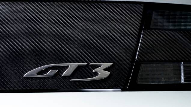 Carro de competição para uso no dia a dia, com entregas prometidas para o fim de 2015 | <a href="https://preprod.quatrorodas.abril.com.br/noticias/saloes/genebra-2015/aston-martin-apresenta-vantage-gt3-rua-837641.shtml" rel="migration">Leia mais</a> Carro de competição para uso no dia a dia, com entregas prometidas para o fim de 2015 | <a href="https://preprod.quatrorodas.abril.com.br/noticias/saloes/genebra-2015/aston-martin-apresenta-vantage-gt3-rua-837641.shtml" rel="migration">Leia mais</a>