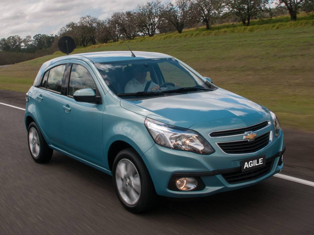 Chevrolet Agile Chevrolet Agile em posição 3x4 de frente