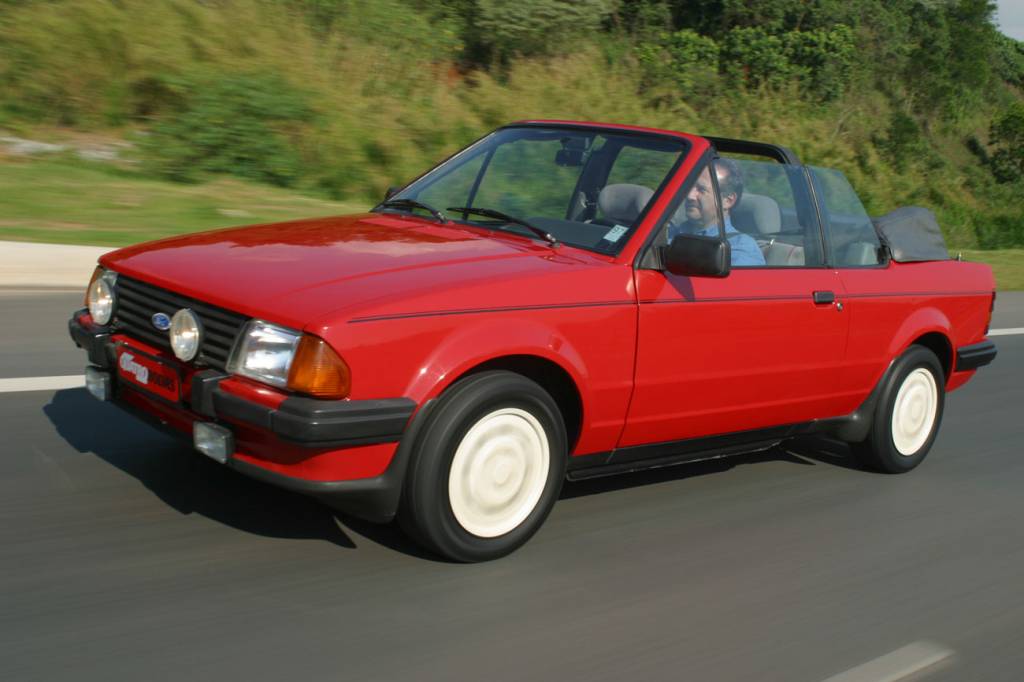 Primeiro Ford Escort XR3 conversível era ‘sem teto’ de fábrica no calor do Brasil