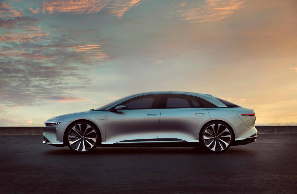 Lucid Air Lucid Air de perfil