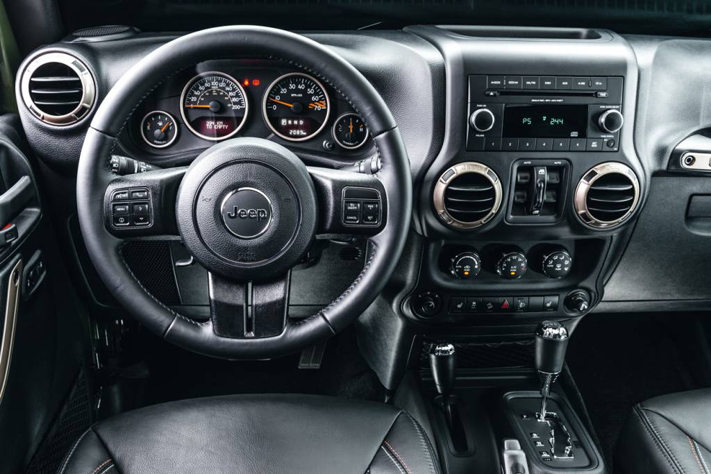 Jeep Wrangler Tão difícil de ler a velocidade nesse marcador apertadinho