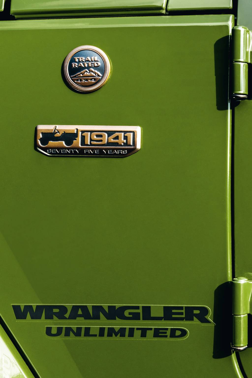 Jeep Wrangler Emblema do 75 Anos mostra o Willys MB