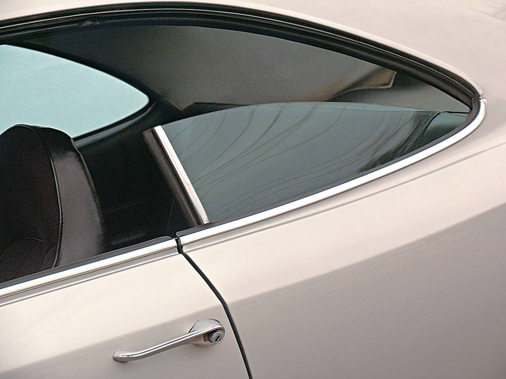Cupê sem coluna B do Chevrolet Opala Cupê sem coluna B do Chevrolet Opala
