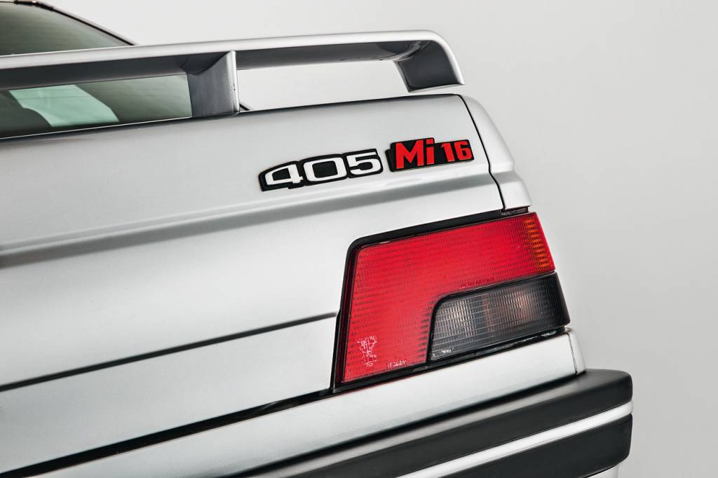Peugeot 405 Motor 1.9 com 16 válvulas rendia 160 cv