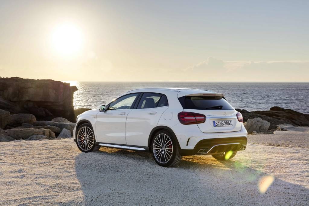 Mercedes-Benz GLA 2 Mercedes-Benz GLA 2