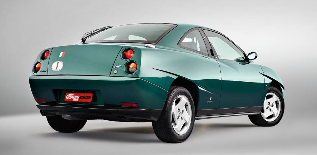 Fiat Coupé Não parece, mas o Coupé era baseado no Tipo