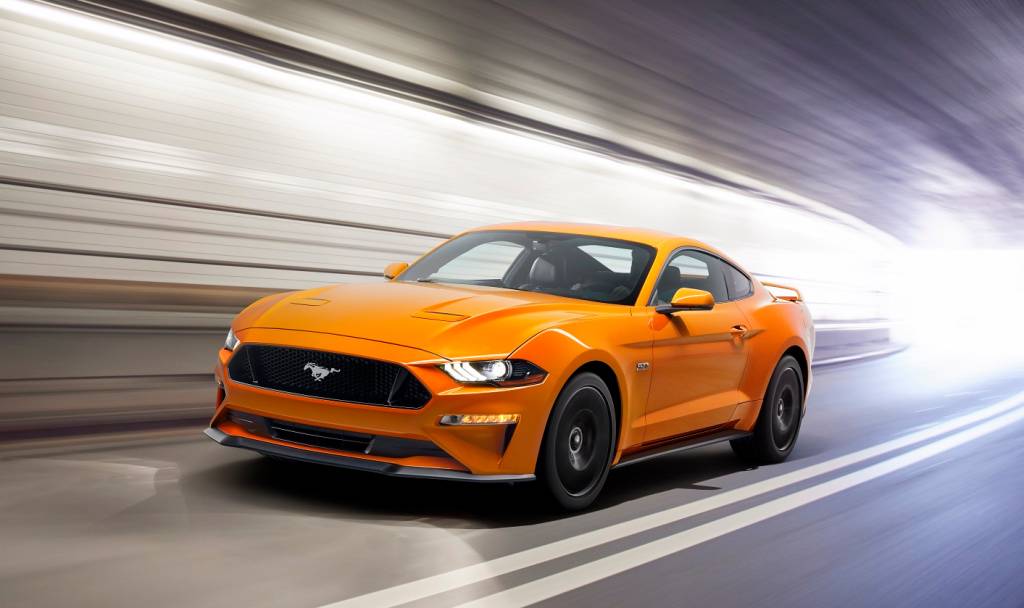 Novo Ford Mustang GT Ford Mustang ganha facelift e aposenta motor V6