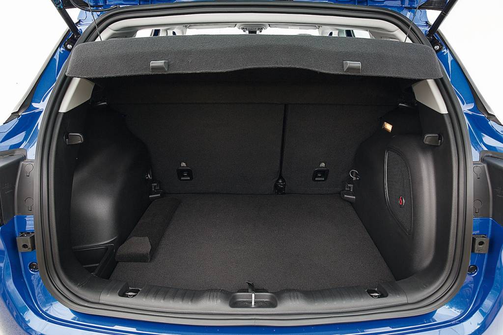 Jeep Compass Porta-malas do Compass comporta apenas 410 litros, segundo a fábrica