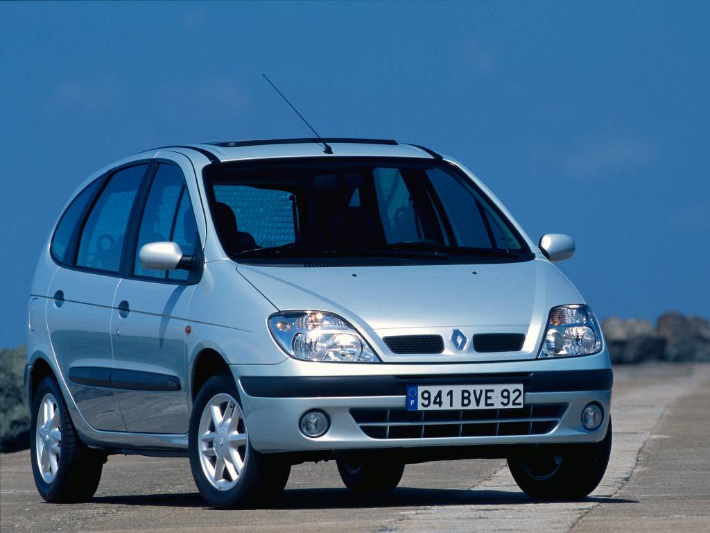 renault-scenic renault-scenic
