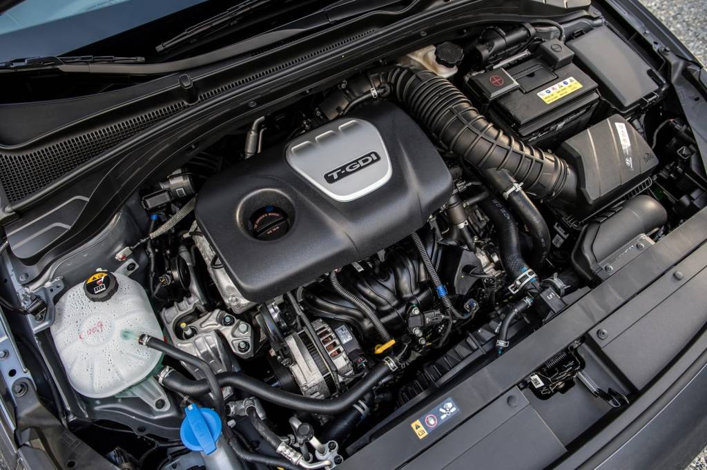 Hyundai Elantra GT Hyundai Elantra GT motor