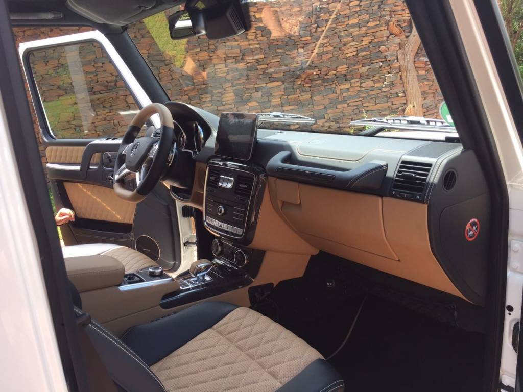Mercedes-Maybach G 650 Landaulet Mercedes-Maybach G 650 Landaulet cabine