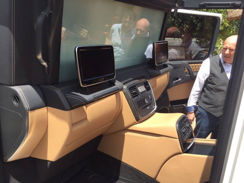 Mercedes-Maybach G 650 Landaulet Mercedes-Maybach G 650 Landaulet cabine