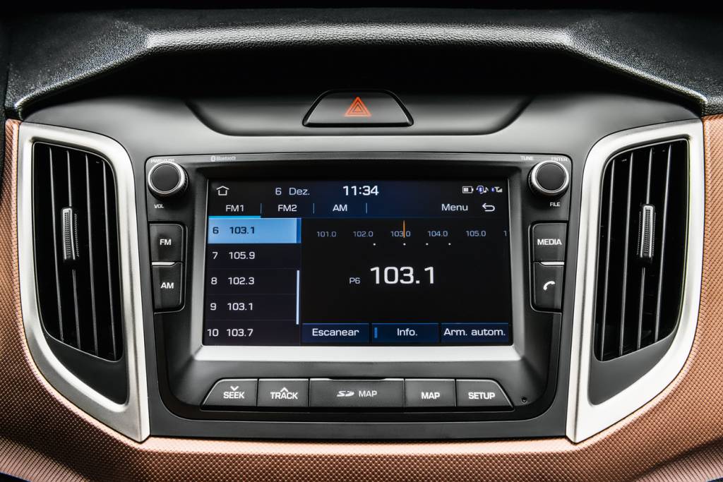 Hyundai Creta Versão Prestige é a única com central multimídia e câmera de ré