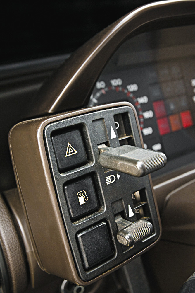 Fiat Prêmio CS Controles satélite, um clássico dos Fiat dos anos 80