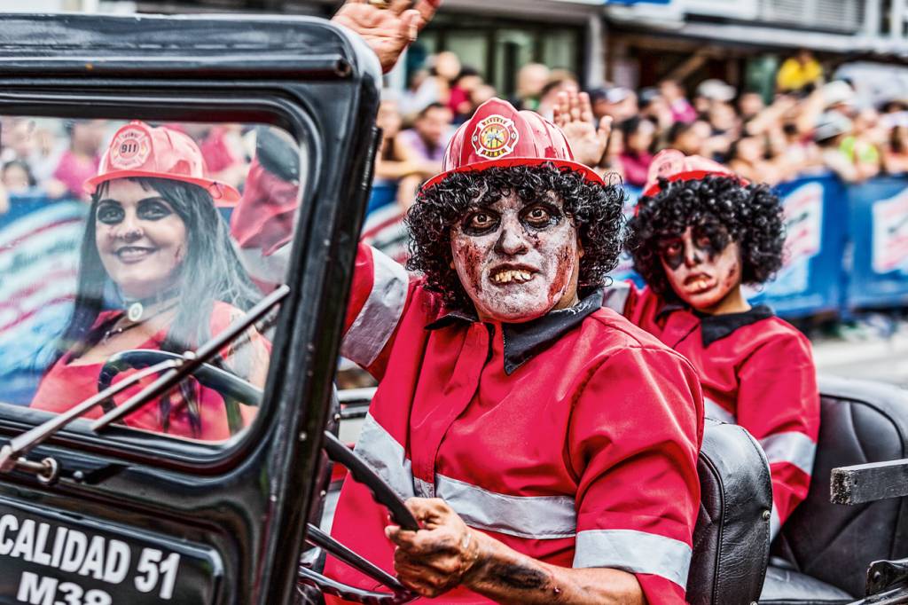 Encontro Jeep Willys A caracterização dos participantes é um espetáculo à parte