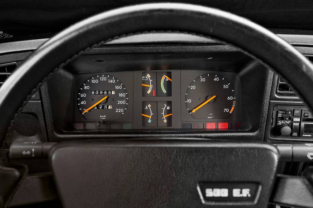Chevrolet Monza Classic SE 500 EF Quadro de instrumentos completo