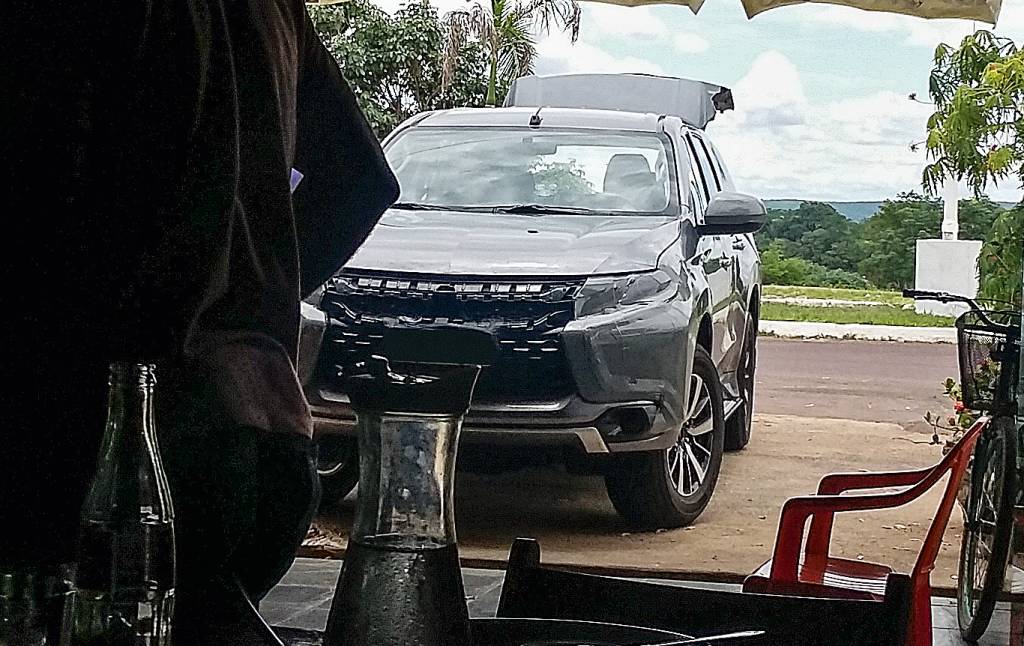 Disfarce leve mostra mais do que esconde