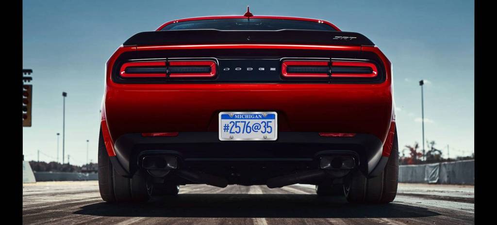 dodge-challenger-srt-demon-neumaticos-02_1440x655c