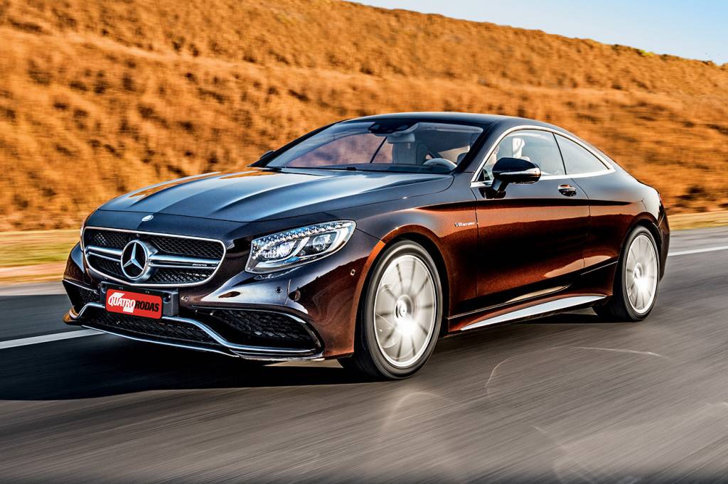 Mercedes-Benz S 63 AMG Coupé Pintura especial varia de tom conforme a variação de lux
