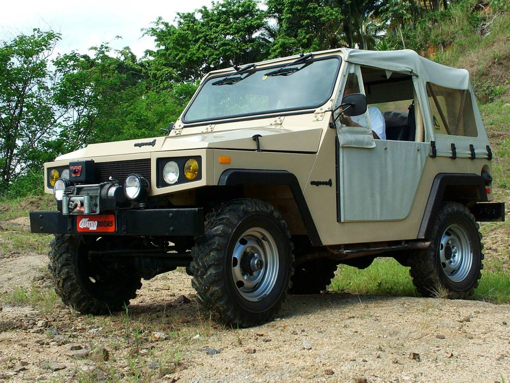 Engesa 4