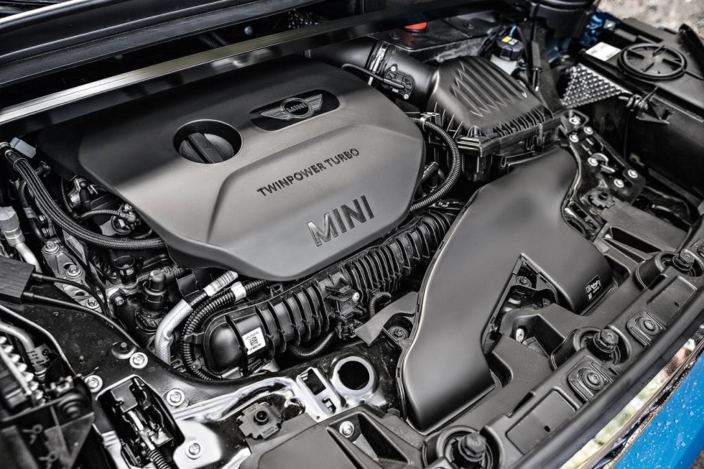 O motor turbo faz de 0 a 100 km/h em 7,2 segundos, segundo a marca