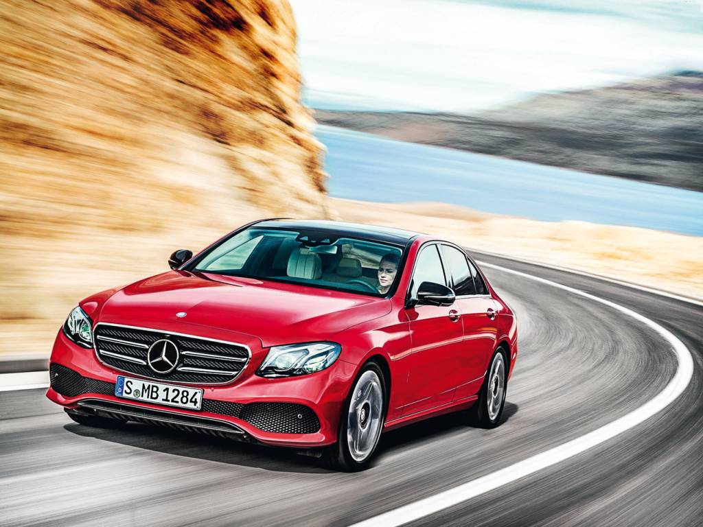Mesmo diesel, o Mercedes E 220d anda muito e é silencioso