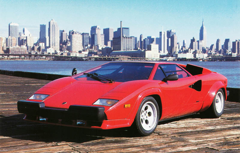 O Countach vendido nos EUA parecia ter bigodes de borracha