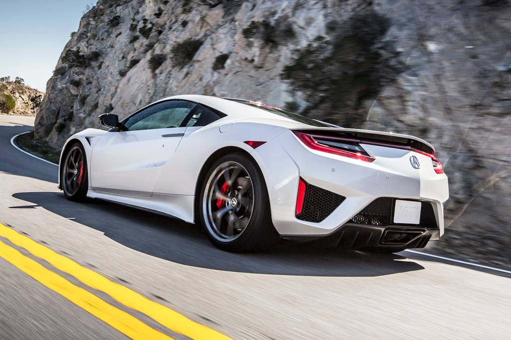 Um V6 turbo e três elétricos: potência combinada de 580 cv