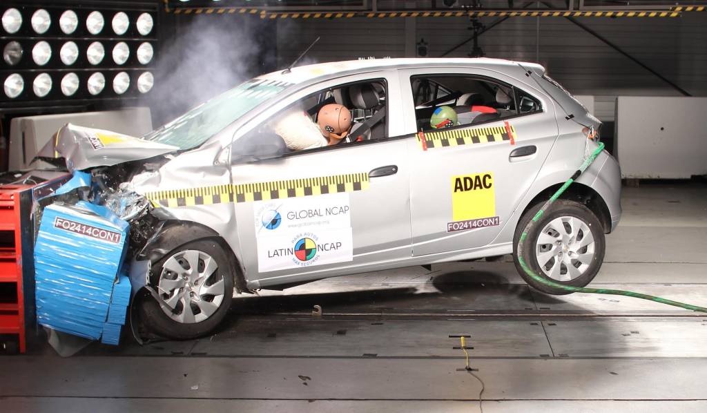 Chevrolet Onix – Crash-test frontal