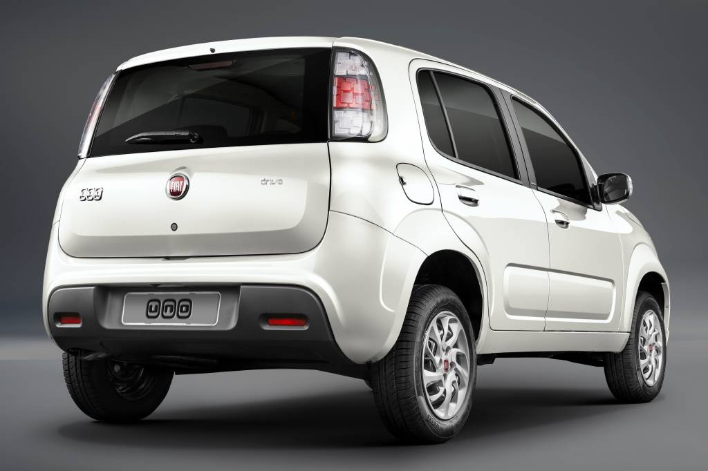 Fiat Uno ganha versão mais barata na linha 2018