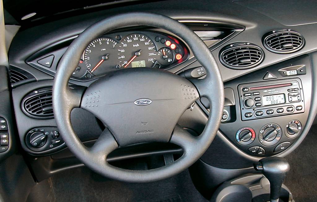 Painel do Ford Focus Sedan