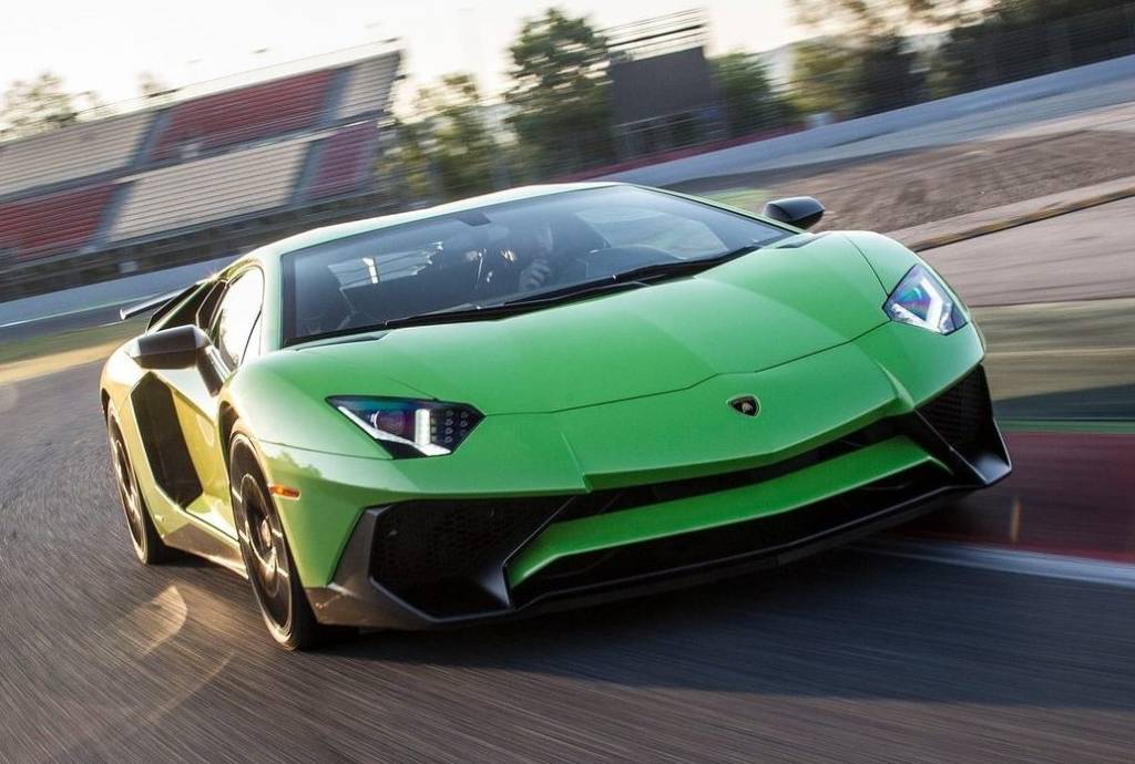 Lamborghini Aventador SV