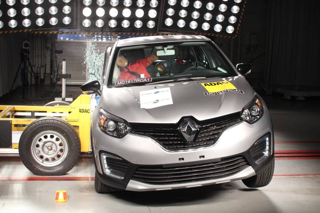 crash test renault captur brasil (2)