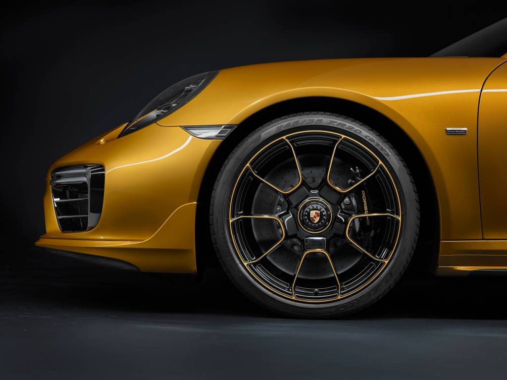 Porsche 911 Turbo S Exclusive Series 4