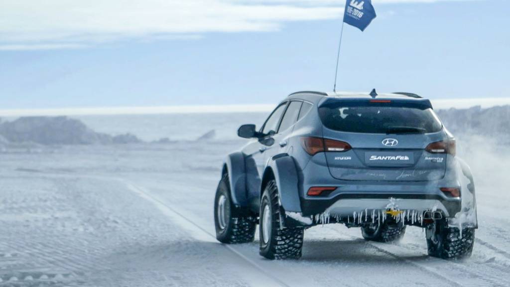 hyundai-santa-fe-antarctica-3