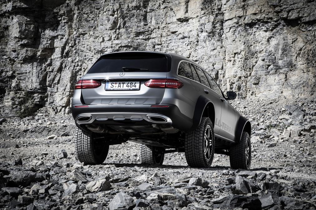 Mercedes-E-Class-All-Terrain-4×4-10