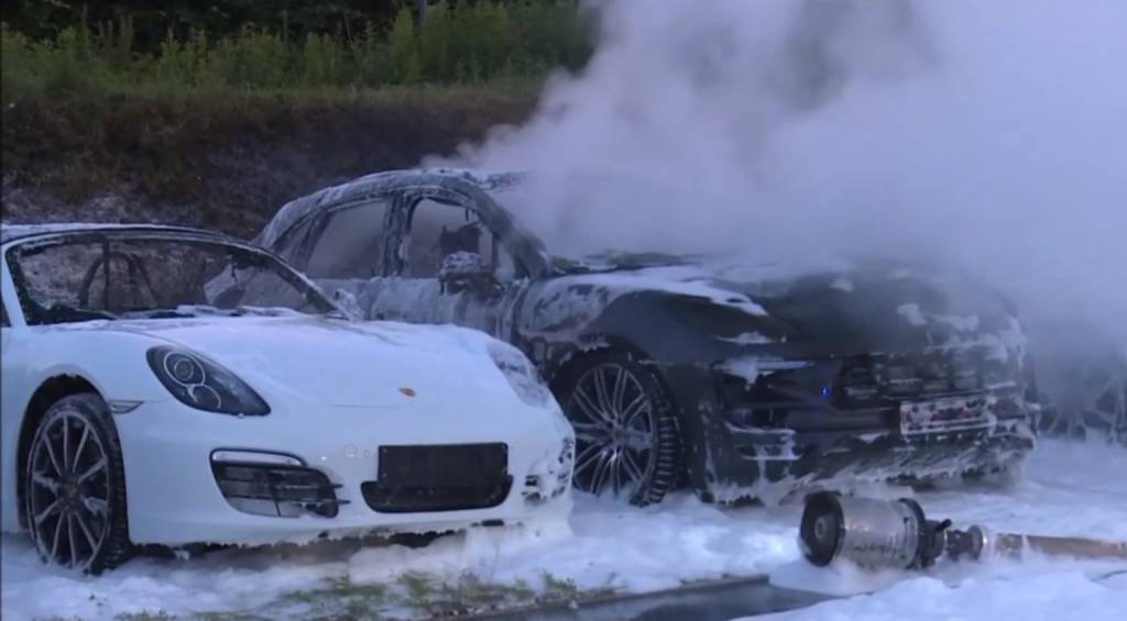 Porsche Incendiados Alemanha