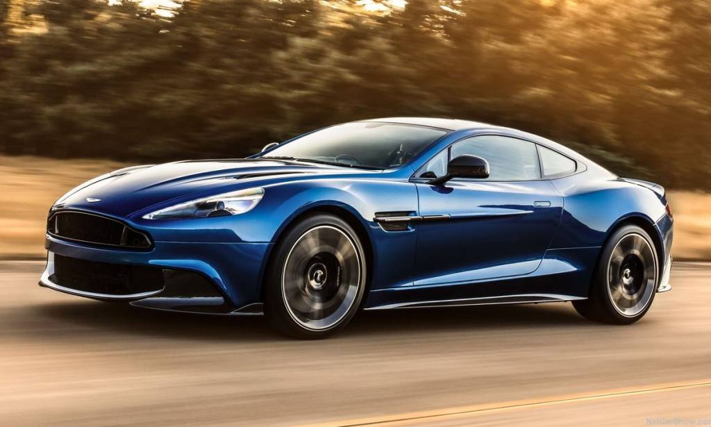 Aston Martin Vanquish 1
