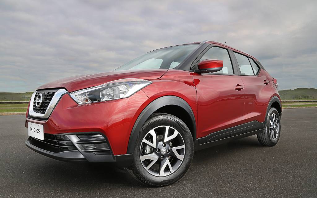 Nissan Kicks S CVT 5