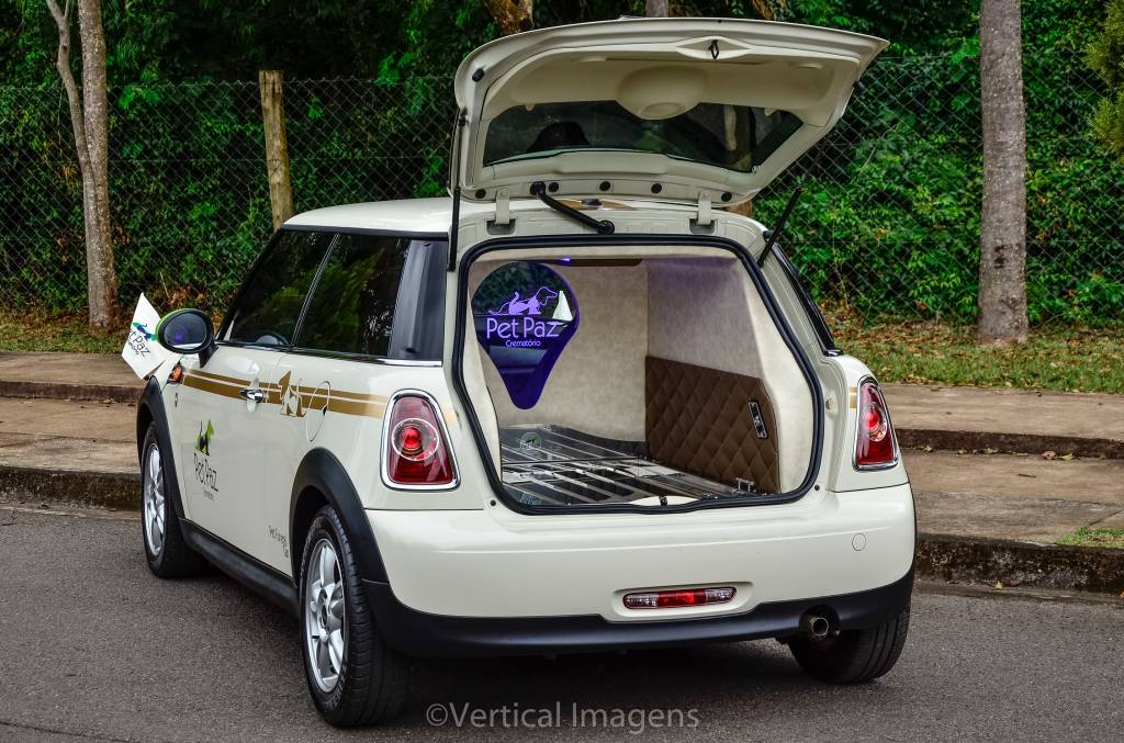 Mini Cooper Pet Funeral edit III