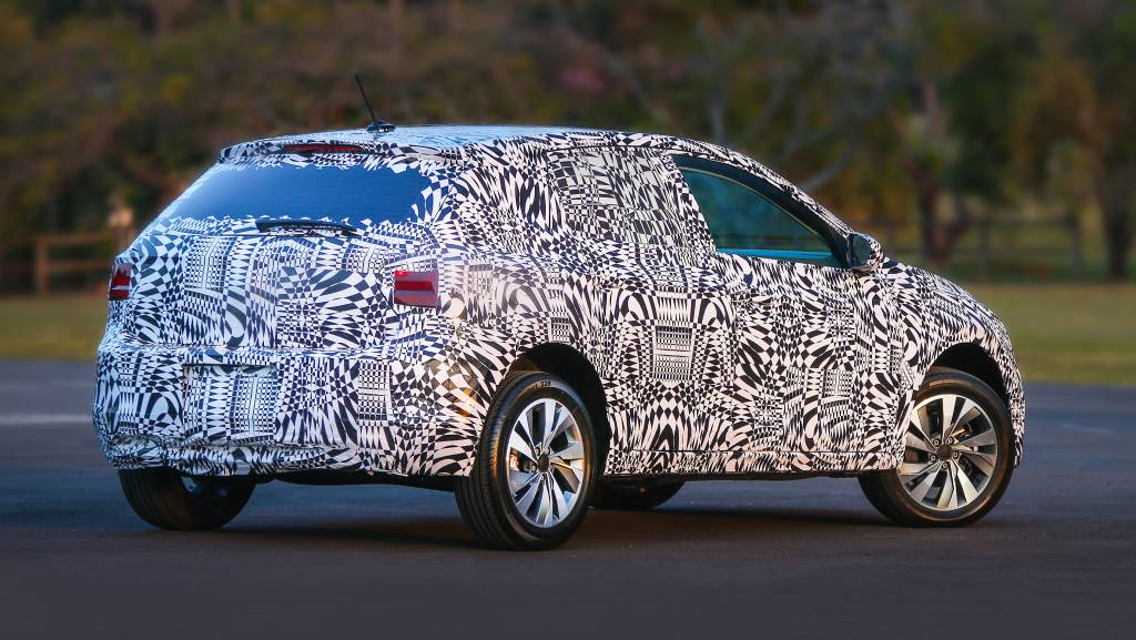 Novo Volkswagen Polo 2018 camuflado (4)