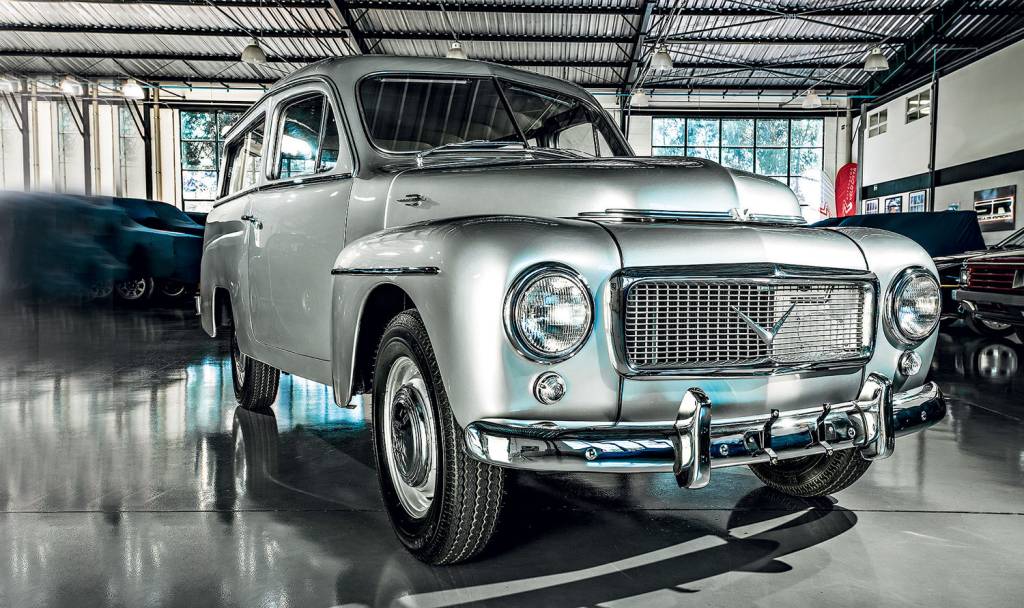Perua Volvo P445