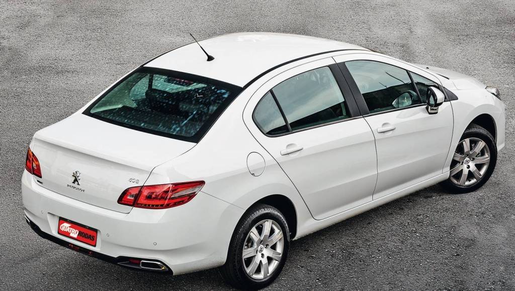 Peugeot 408 Motor THP e câmbio com trocas no volante deram novo ânimo ao 408