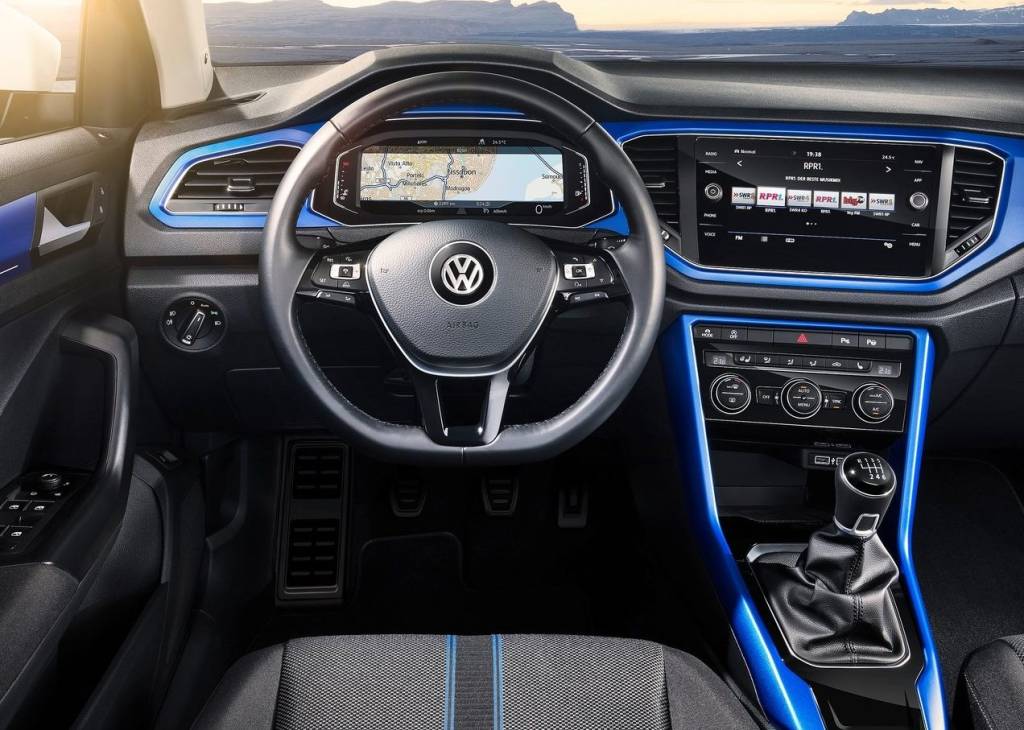 Volkswagen-T-Roc-2018-1600-15