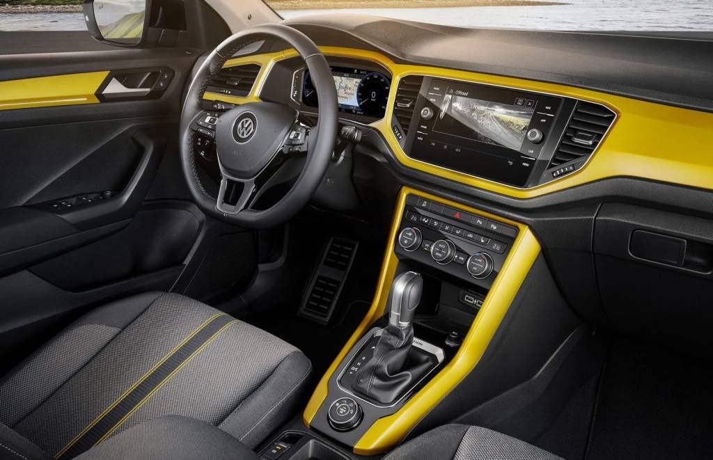 Volkswagen-T-Roc-2018-1600-18