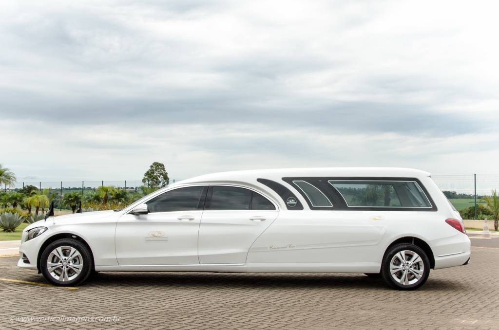 Mercedes-Benz C 180 Funerária 2